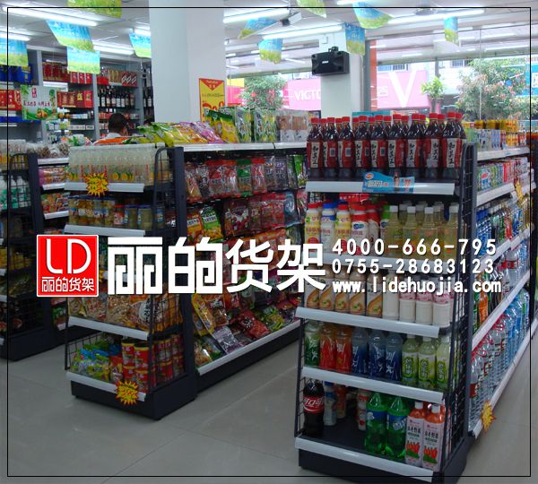 便利店货架整体效果图